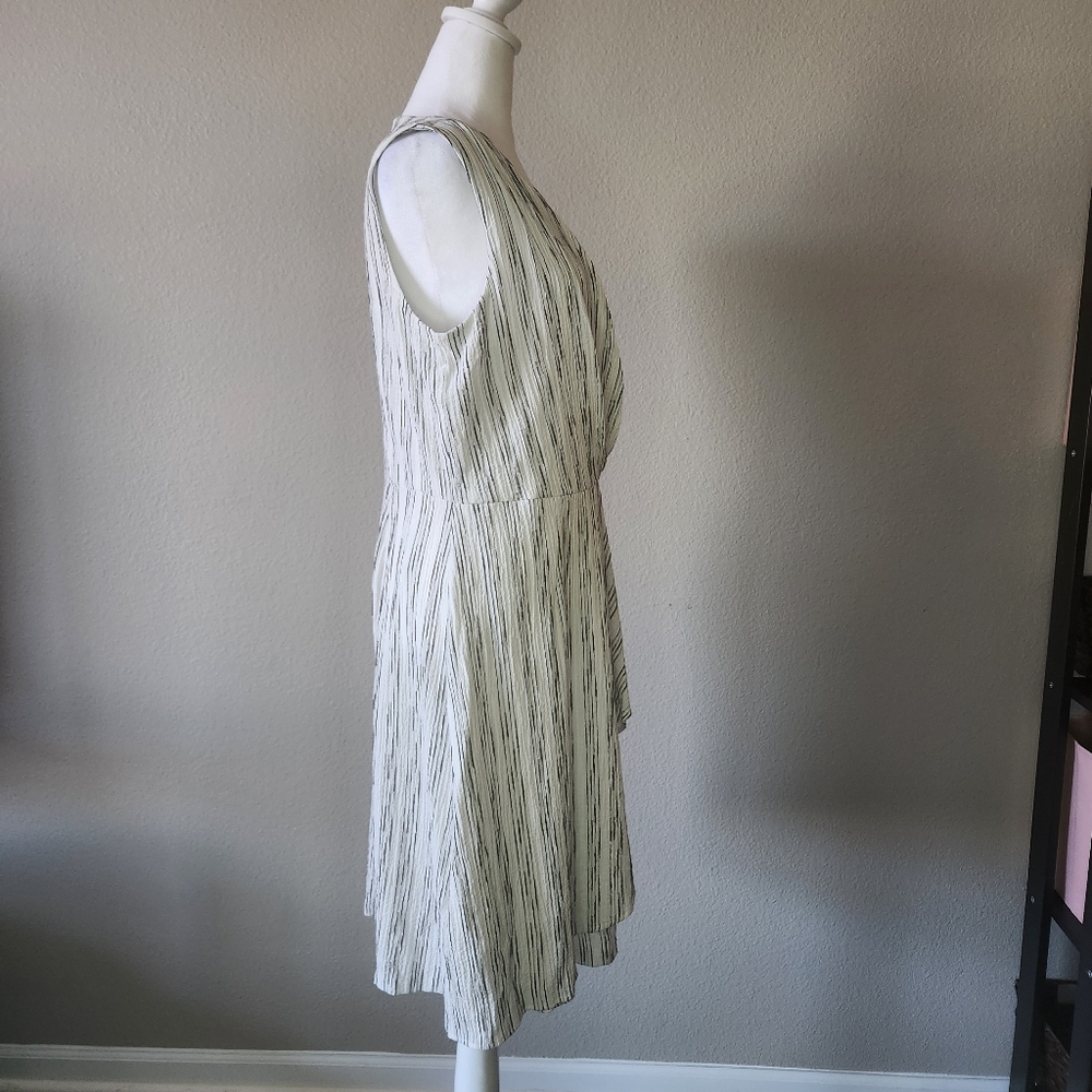 Calvin Klein Women's Sleeveless Dress with Side Pleated Ruffle Size 12 - Picture 5 of 16